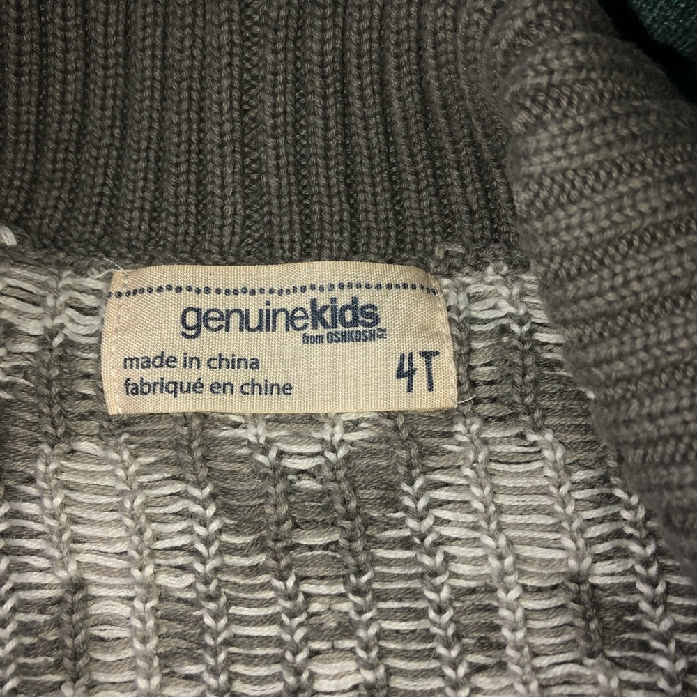 Gap Kids sweater - Size 4T, Grey and White woven - Picture 6 of 7